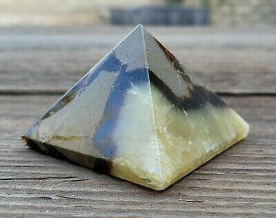 Septarian pyramids
