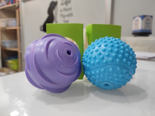THE RICH PET DOG WAVE BALL TOYS