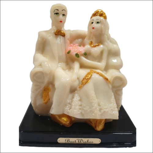 White 5.0 Inch Resin Wedding Couple Statue