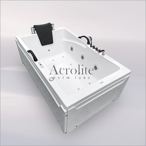 Deco Jacuzzi Bathtub