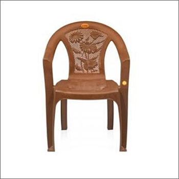 Glossy Finish Regular Plastic Chair