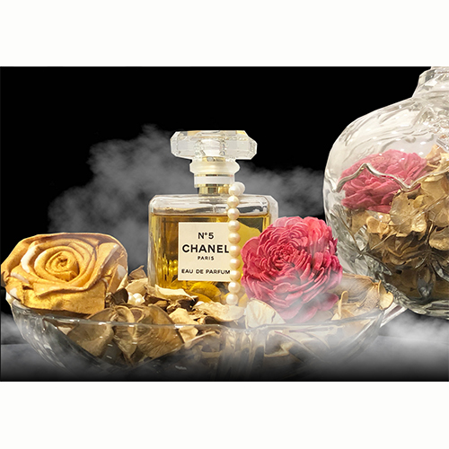 Every Women Alive Loves Chanel No.5