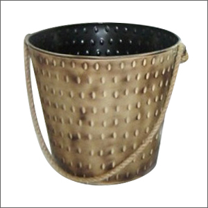 24x22cm Brown Metal Iron Bucket With Rope Handles