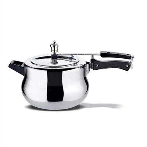 Stainless Steel Kitchen Pressure Cooker Size: Different Sizes Available