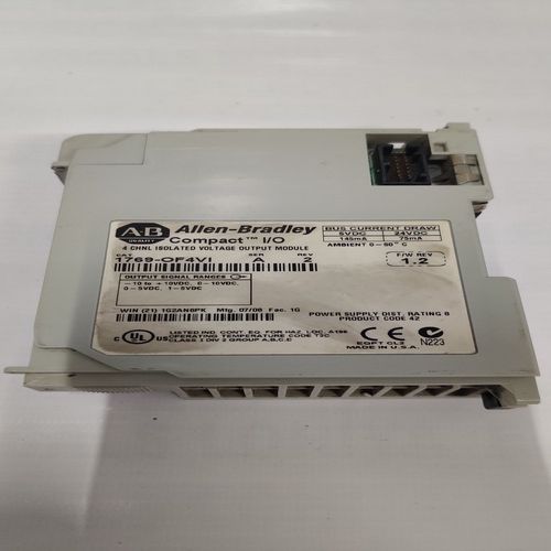 ALLEN BRADLEY 1769 OF4VI COMPACT I O 4 CHNL ISOLATED VOLTAGE OUTPUT MODULE SER A