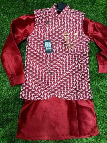 Chiken kurta coti mehroon colour