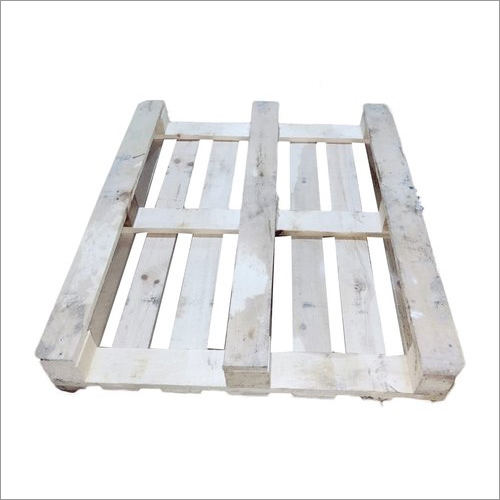 4 Way Rectangular Wooden Pallet Load Capacity: 2000  Kilograms (Kg)