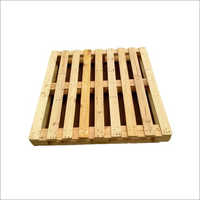 4 Way Pine Wood Industrial Wooden Pallet