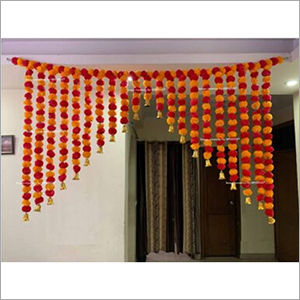 Plastic 6 X 4 Feet Light Orange And Red Artificial Marigold Entrance