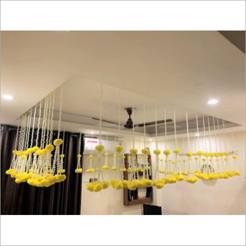 2.33 FeeT Sphinx Artificial Tuberose And Clustered Marigold Strings