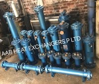 Oil cooling heat exchanger