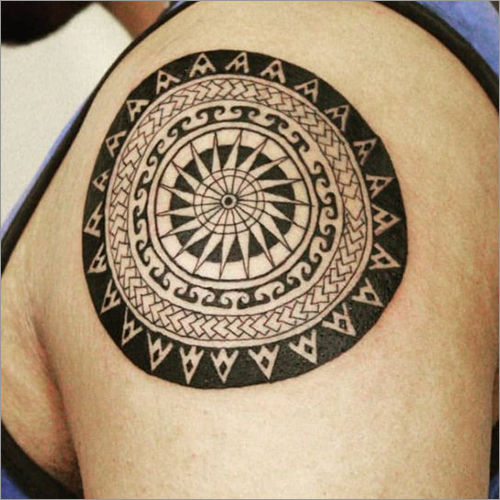 Geometric Line And Dot Tattoos By Turkish Artist Prove Less Is More | Dot  tattoos, Minimalist tattoo, Tattoos