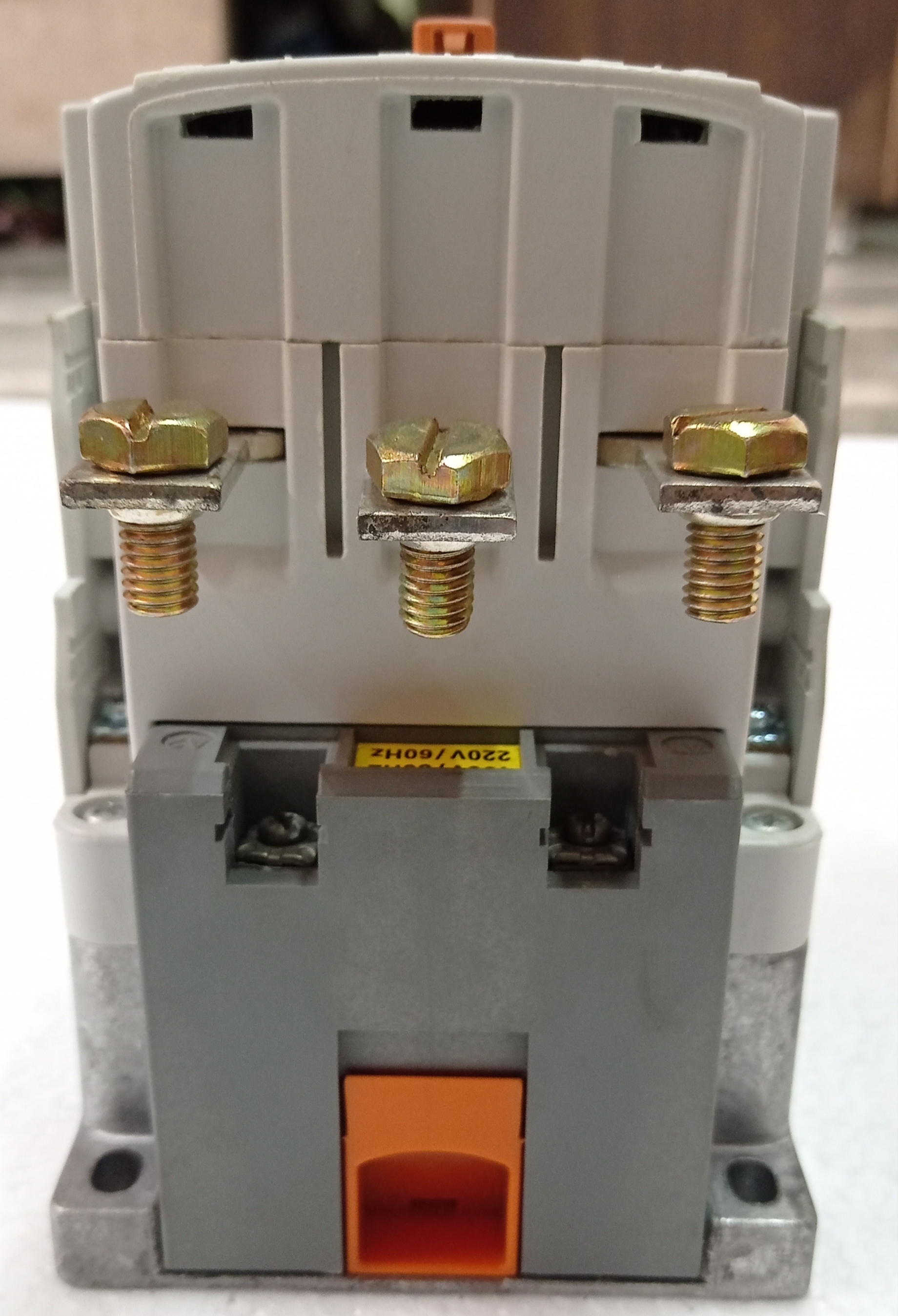 HYUNDAI HiMC 90 CONTACTOR