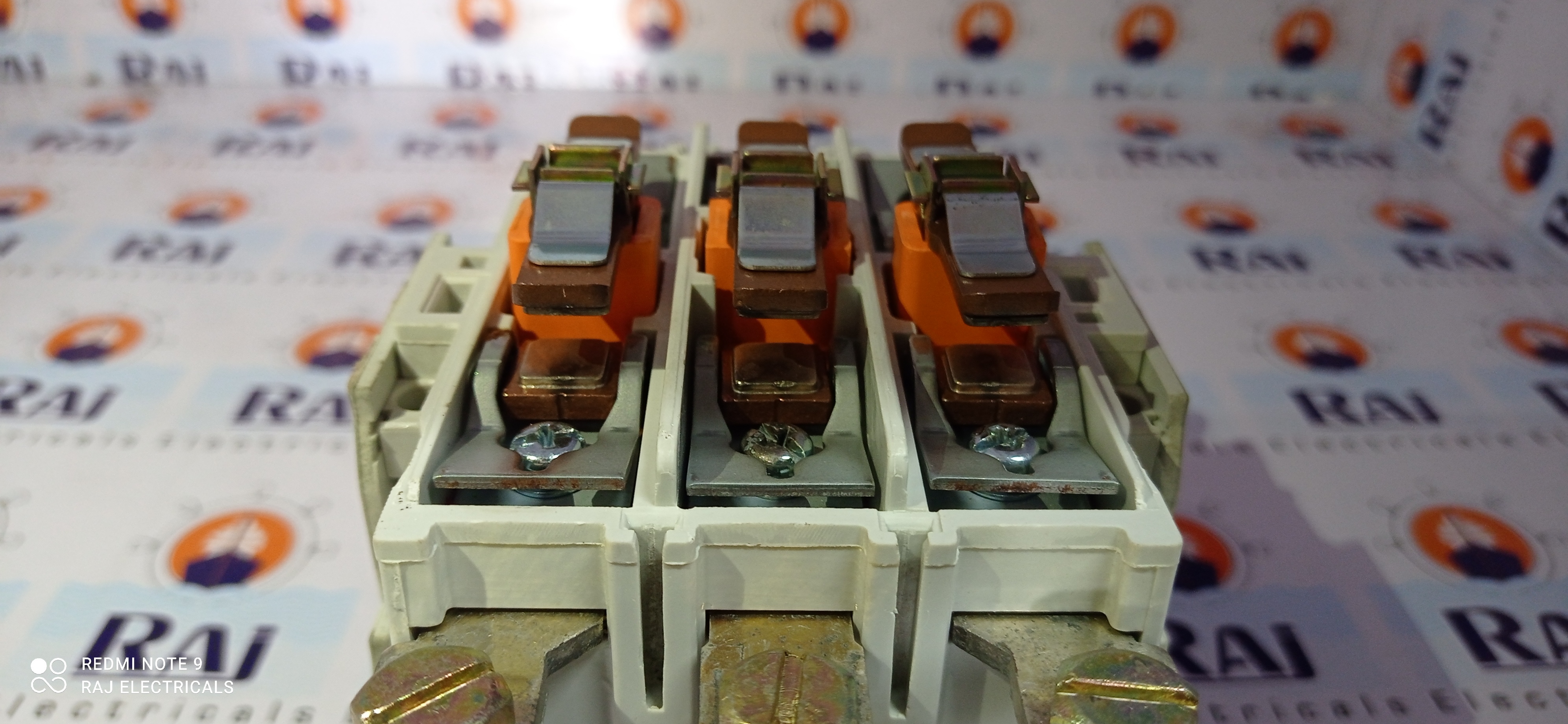 HYUNDAI HiMC 150 CONTACTOR