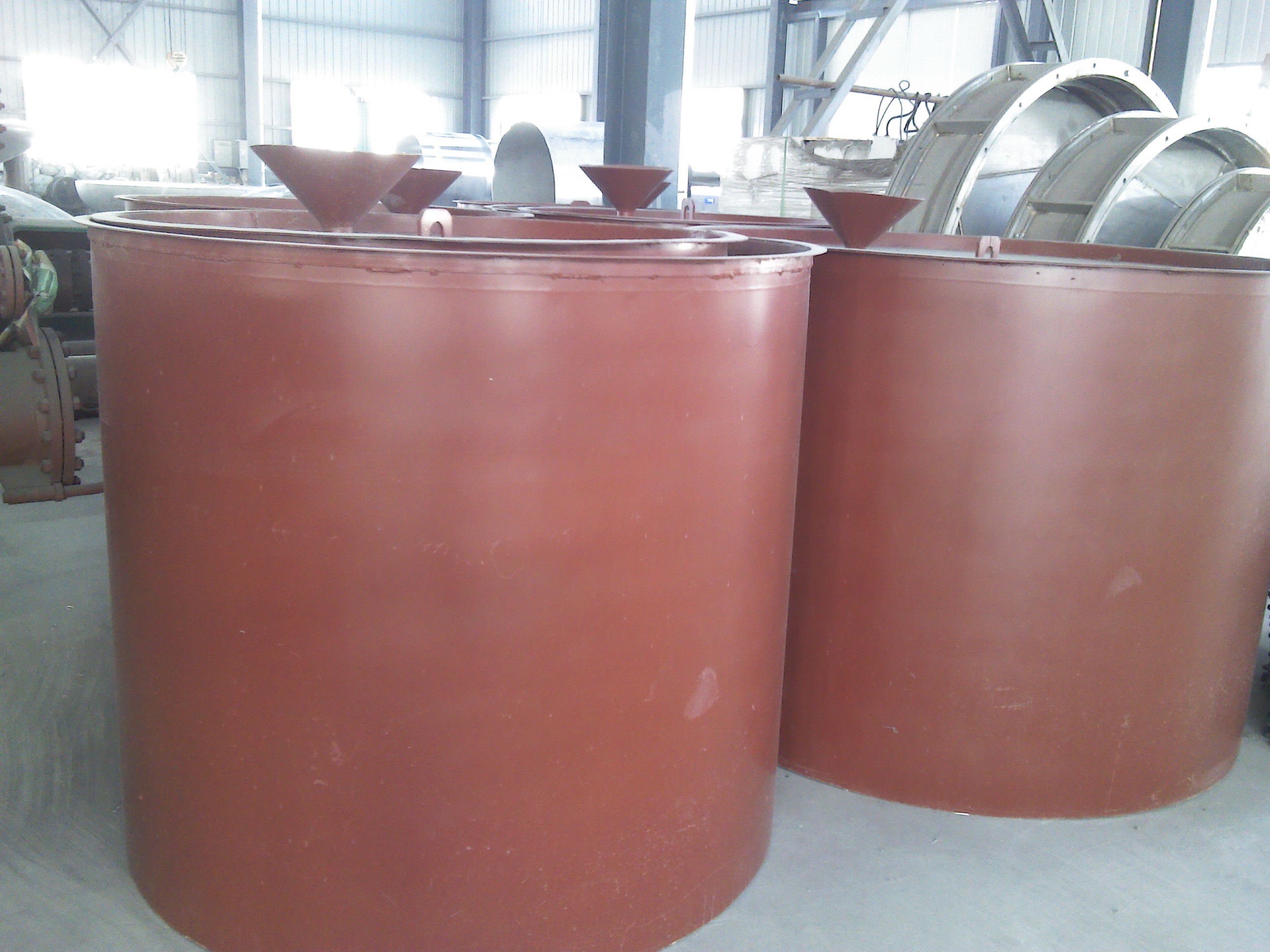 Stainless Steel Storage and Mixing Tank