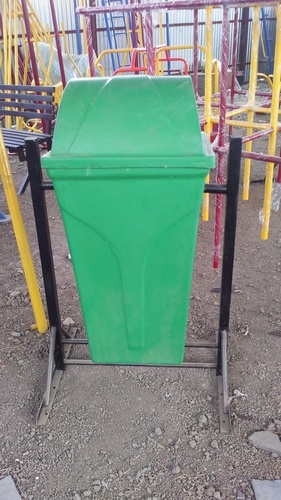 D8B FRP KPC DUSTBIN WITH STAND