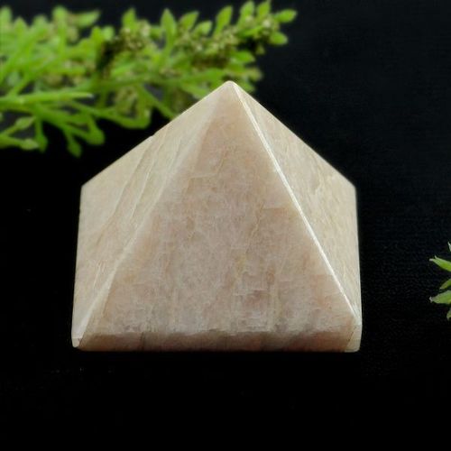 Peach Moon stone  Pyramid