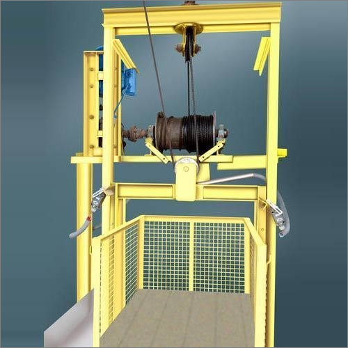 Commercial Goods Lift By MOX FABRICATORS AND ENGINEERS