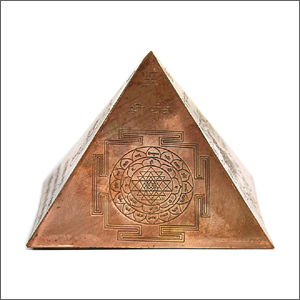 Brown 4.5 Inch Top Printed Copper Pyramid