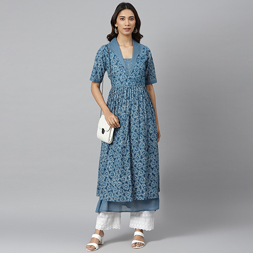 Women Spread Collar Printed Cotton Kurti