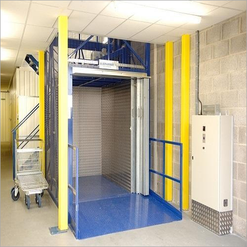 Industrial Goods Lift - Metal Construction | Efficient Building and Residential Elevators