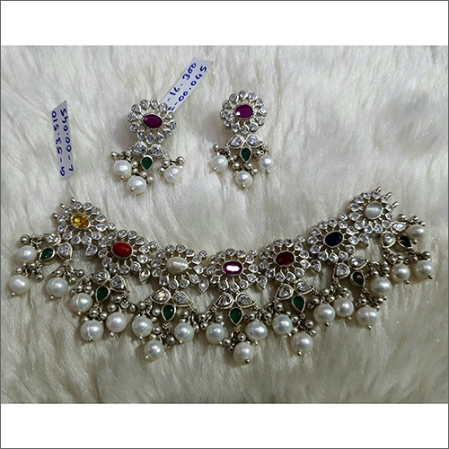 Ladies Gold Kundan Necklace Set By ZAIKEN ANTIQUE JEWELLERY