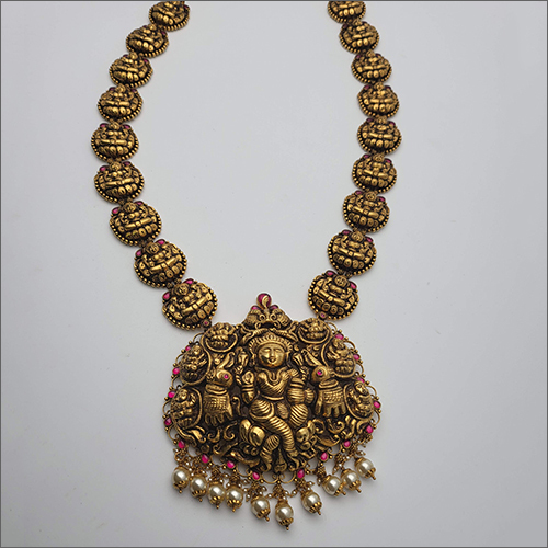 Ladies Antique Gold Necklace