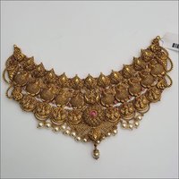 Ladies Gold Choker Necklace
