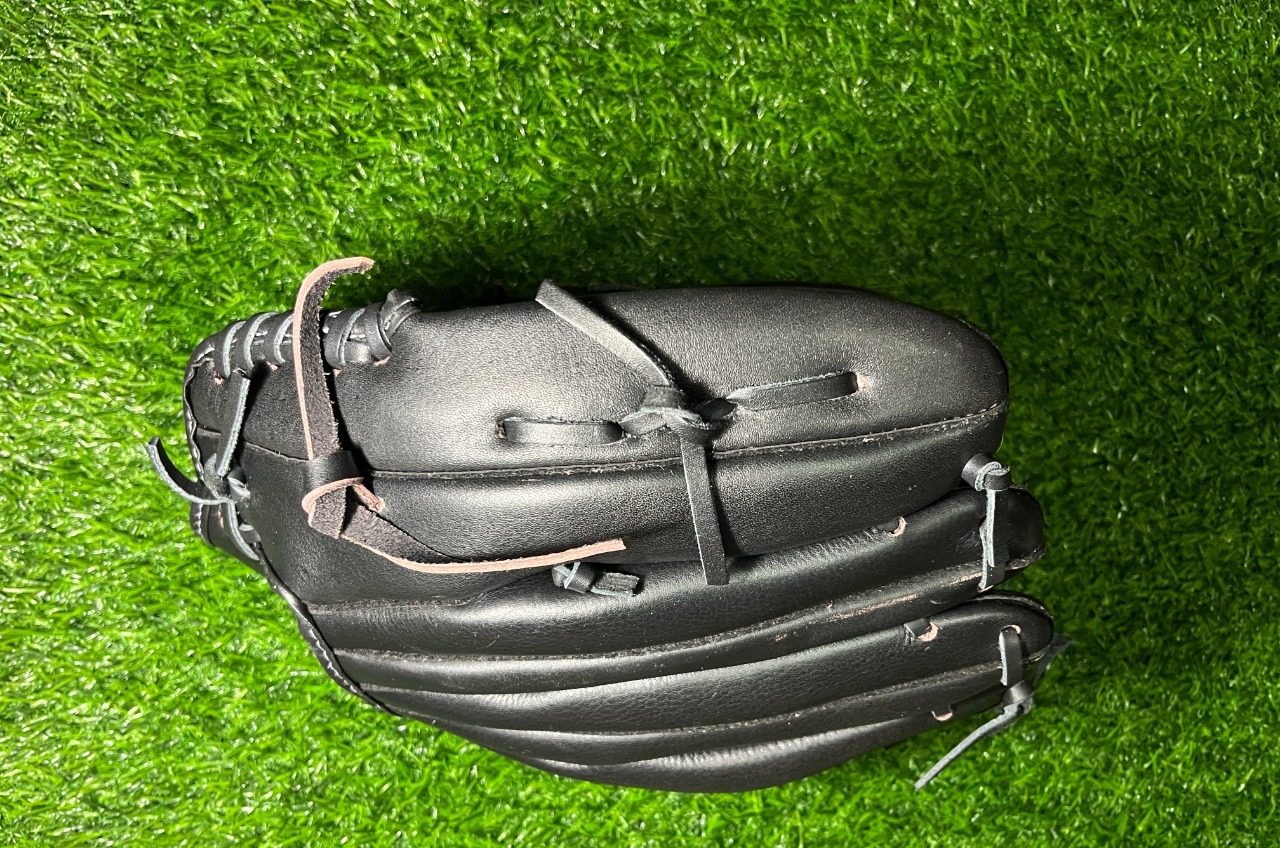 Black Leather Baseball Gloves