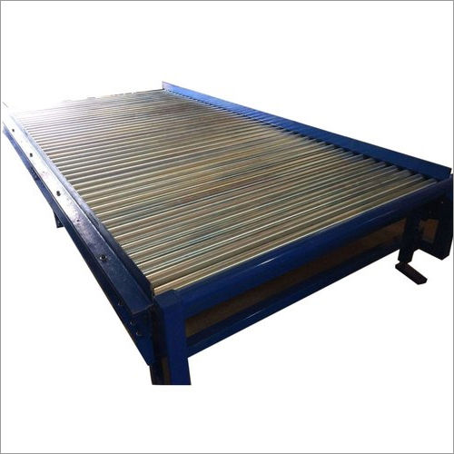 Powered Roller Conveyor -Gravity Roller Conveyor Load Capacity: As Per Design  Kilograms (Kg)