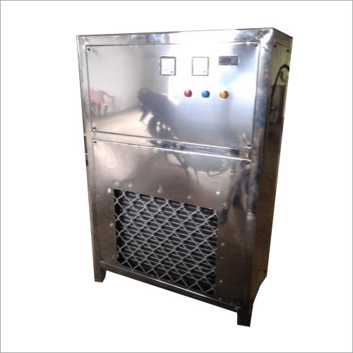 Commercial Water Chiller - Color: Silver