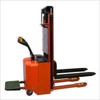 Full Electric Stacker - Durable Design , New Industrial Equipment With Electric Power Source
