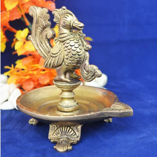 Beautiful Bird Oil Lamp made of Brass with perfect finish and carvings for Home Dacor