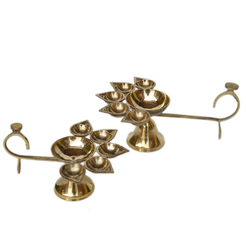 Aakrati Diya In Ottone Per Pooja - Lampada A Olio Decorativa Fatta A Mano (15,2 Cm) - Regalo Spirituale