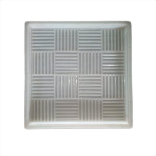 Checkered Design Square Plastic Tile Mould Size: 4 Mm Thickness