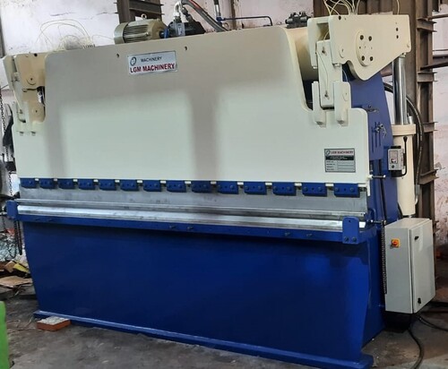 Mild Steel Hydraulic Press Brake Machine