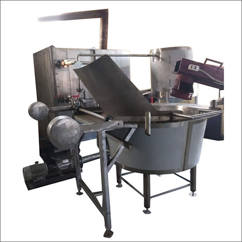 Mild Steel Batch Fryer Machine Capacity: 300 Kg Kg/Hr