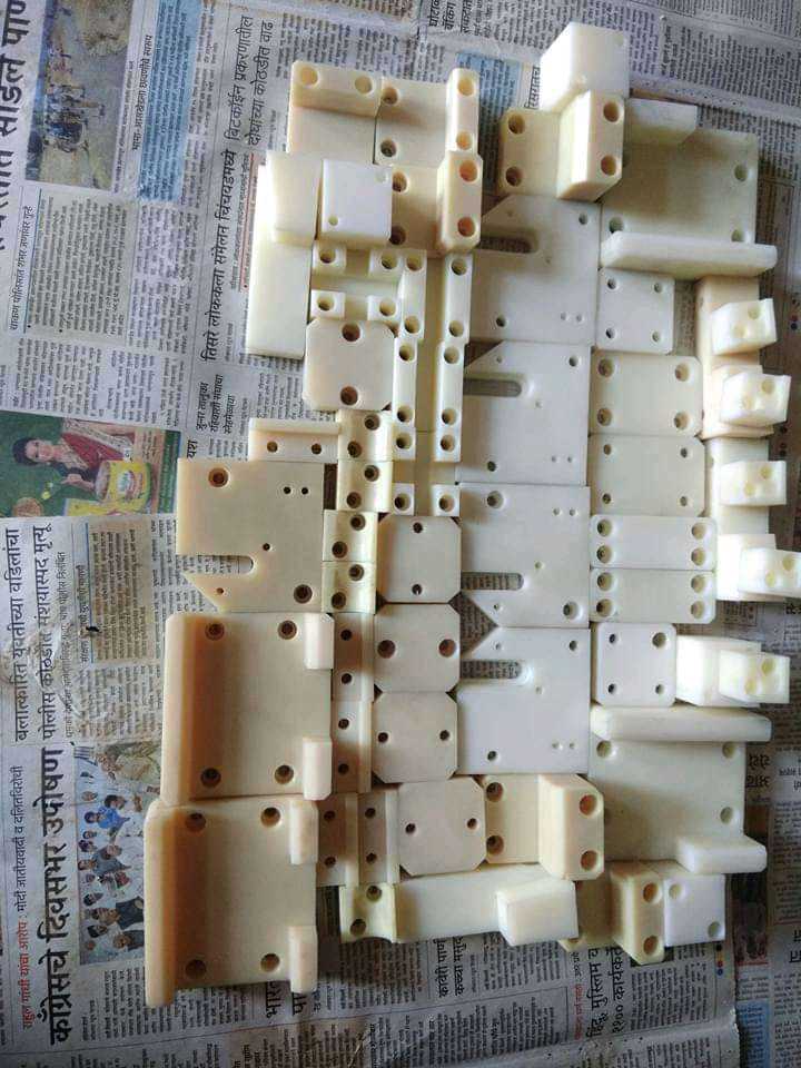Cast Nylon PA66 PA6 Nylon Extruded Nylon Machine Parts