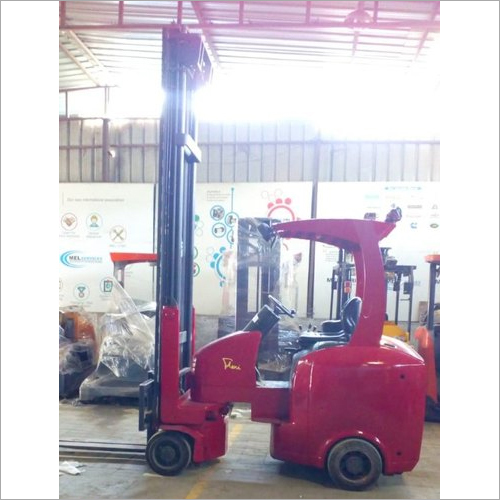 Electrical Battery Operated Articulated Forklift Rental Services