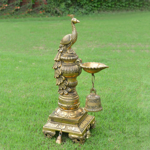 Polishing Peacock Brass Diya Or Deepak Diwali Decoration Lamps Home Decor Traditional Indian Oil Decorative Lamps Auspicious Diya