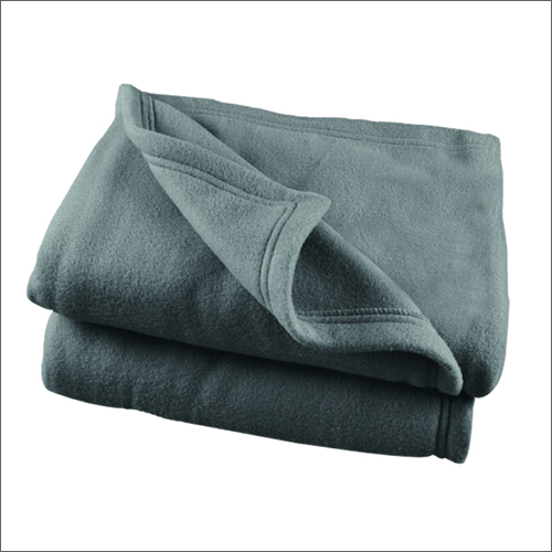 Plain Fleece Blanket Size: Full
