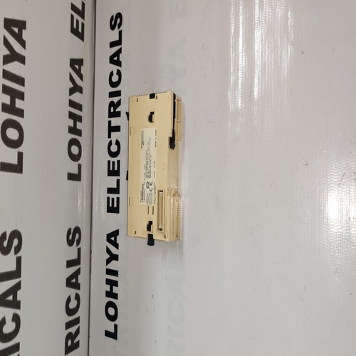 SCHNEIDER ELECTRIC TWDDDI32DK TWIDO DISCRETE INPUT MODULE