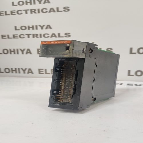 ALLEN BRADLEY 1756-0X8I/A OUTPUT MODULE