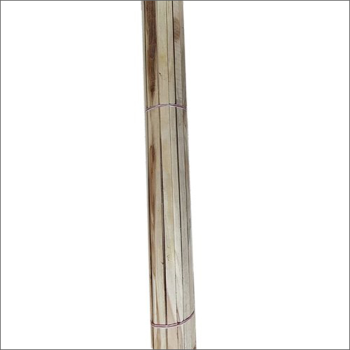 1.7 inch Thick Half Round Sagwan Wooden Moulding
