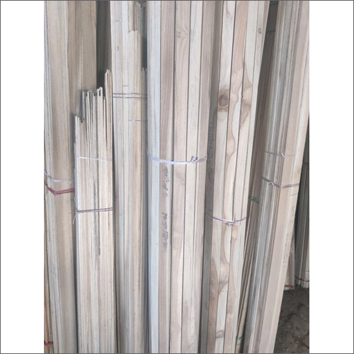 5 mm Thick Pine Wooden Moulding