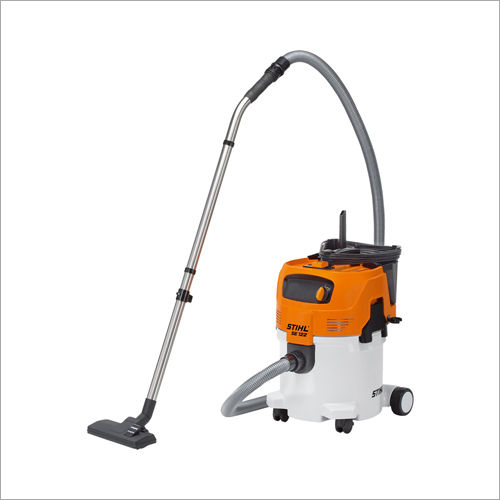 SE 122 VACUUM CLEANERS