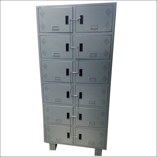 12 Storage Lockers