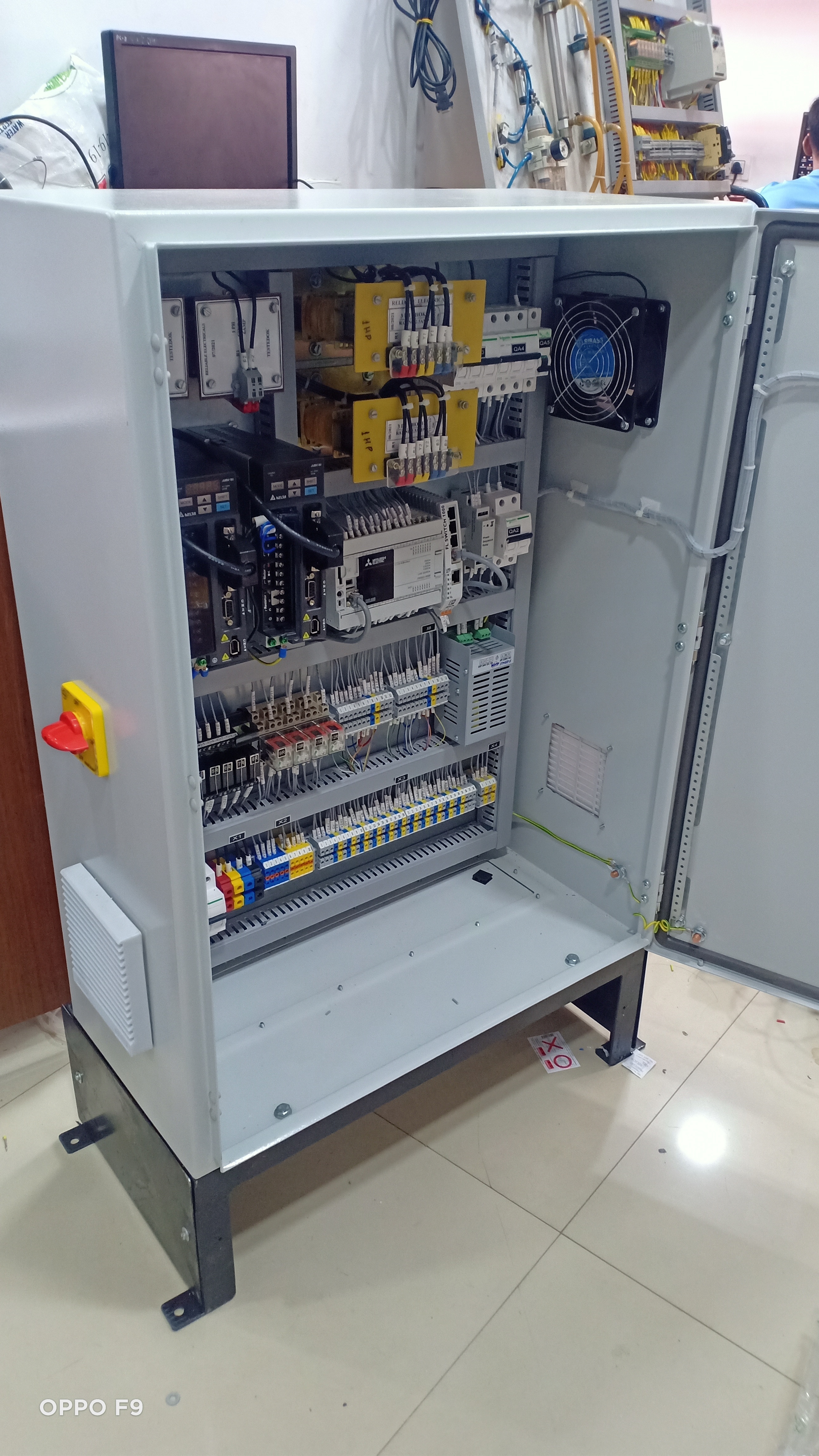 Servo Drive Control Panel