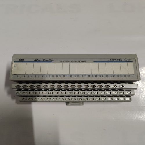 ALLEN BRADLEY 1794-IB32 DIGITAL DC INPUT MODULE