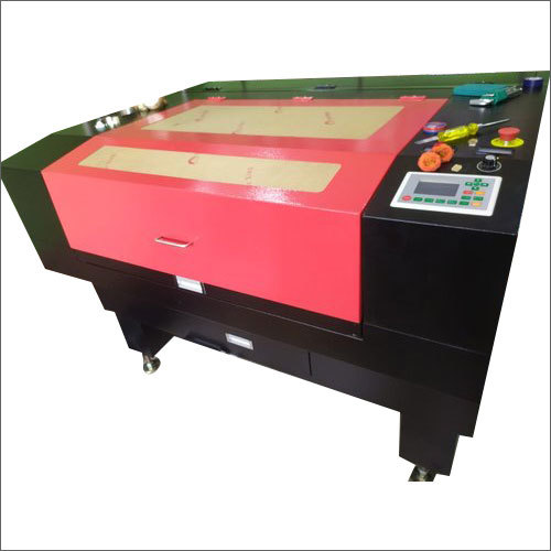 CO2 Laser Cutting Machine